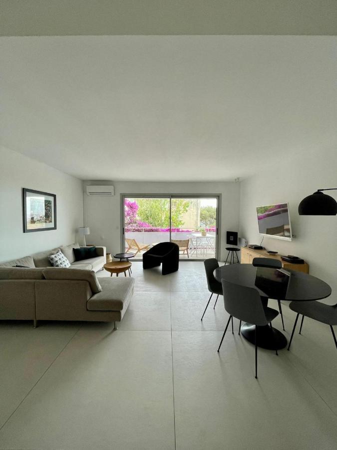 La Mauviere - 75m2 - 4pers - Parking - Wifi Apartment